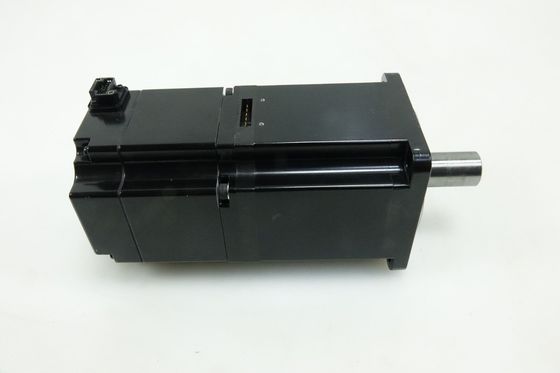 Yaskawa SGMJV-08AAA2C AC SERVO MOTOR 750W 3000RPM 200V 1.6A NEW