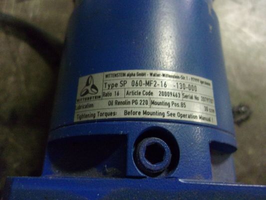 Yaskawa SGMPH-04A1A-YR62 AC Servo Motor 400W 3000RPM 200V 2.6A NEW