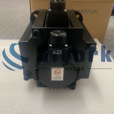 YASKAWA SGMGH-44DCA6F-OY AC Servo Motor 4.4 KW 1500 RPM 28.4 NM NEW