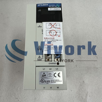 MR-J2S-70B-PY135U054 Mitsubishi  3 PHASE Industrial Servo Drives 750W  NEW