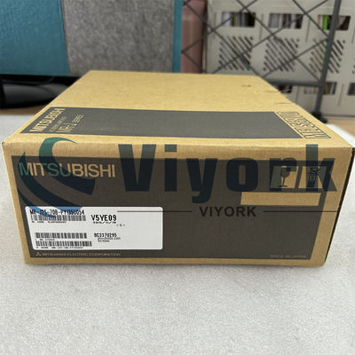 MR-J2S-70B-PY135U054 Mitsubishi  3 PHASE Industrial Servo Drives 750W  NEW