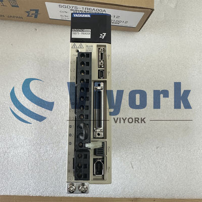 Yaskawa SGD7S-1R6A00A 200W Industrial Servo Drives 2.4AMP Servo Drive NEW