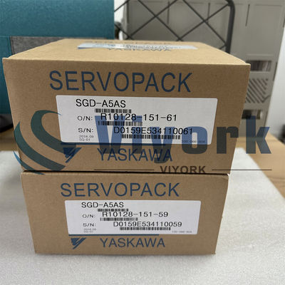 SGD-A5AS Yaskawa  50W Industrial Servo Drives 0.6AMP Servo Drive NEW