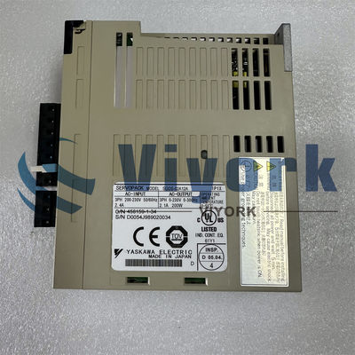 SGDS-02A12A Yaskawa Industrial Servo Drives 200-230V 2.4AMP 200W NEW