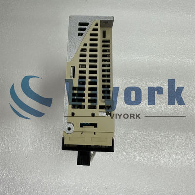 SGDS-02A12A Yaskawa Industrial Servo Drives 200-230V 2.4AMP 200W NEW