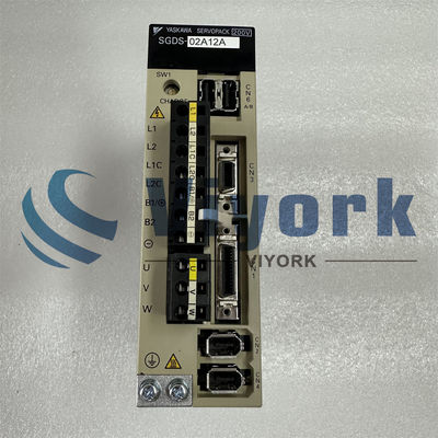 SGDS-02A12A Yaskawa Industrial Servo Drives 200-230V 2.4AMP 200W NEW