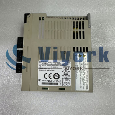 SGDS-A5A12A Yaskawa Industrial Servo Drives 200-230V 0.6AMP 50W NEW