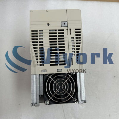 Yaskawa SGDV-180A11A Industrial Servo Drives 200-230V 9.7AMP 2000W NEW