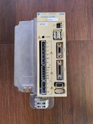 Yaskawa SGDM-05DN 0.5KW 3 Phase 380-480 VAC 50/60HZ Output 1.9AMP Original