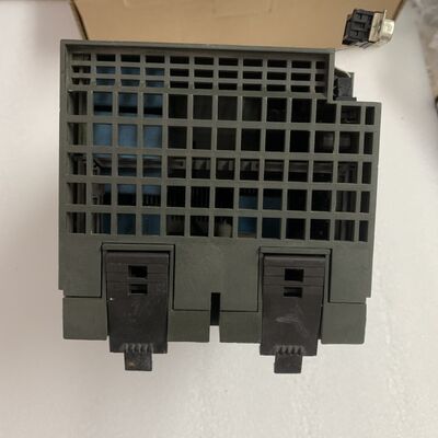 Siemens 6SL3225-0SE22-2UA3 300-480V 47-63Hz