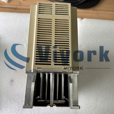 Yaskawa SGDB-15ADG SERVO DRIVE 10AMPS 3 PHASE 200-230VAC 50/60HZ NEW
