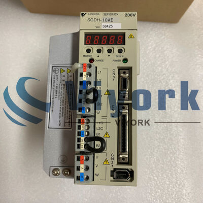 Yaskawa SGDH-10AE SERVO DRIVE 7.6 AMP 200 V 1 KW NEW