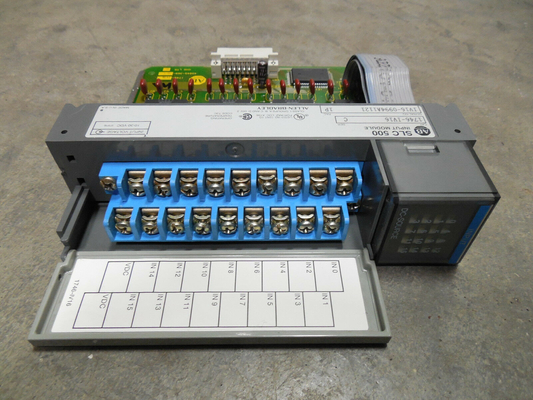 Allen - Bradley 1746-IV16 Digital I O Module SLC 500 24V DC 16- Channel