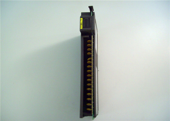 ALLEN BRADLEY 1771-ID16GM/B Digital Input Output Module REV B03 ISOLATED 120 VAC 50/60 HZ