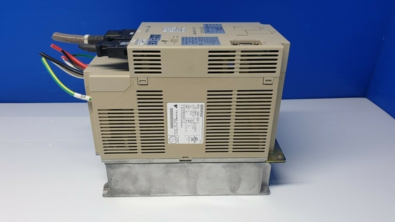 2000W 3PH 1.14HP SGDB-20VD-P AC Servo Drives Yaskawa Industrial
